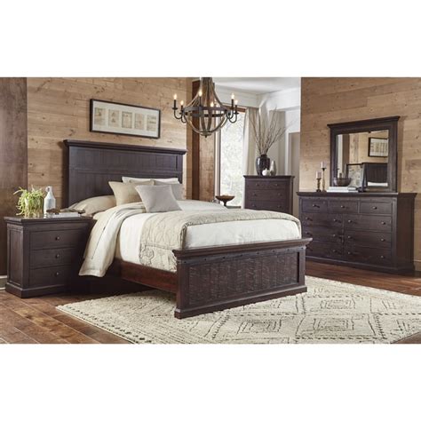 Our art van furniture reviews guide helps to shed light on their with a focus on danish and contemporary furnishings they have an impressive range of products to add value to your home. Shop Lara 5-piece Solid Wood King Bedroom Set - Overstock ...