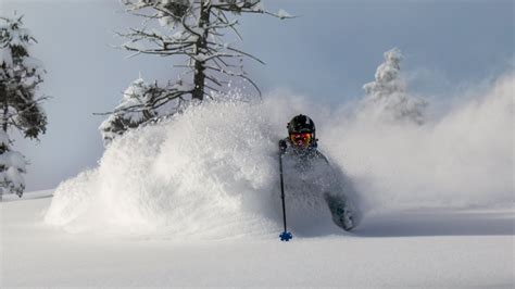 Techniques for powder skiing & how to gracefully recover from a faceplant. Bluebird and deep powder! - YouTube