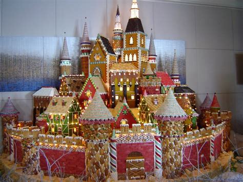 Simply Creative Gorgeous Gingerbread Houses