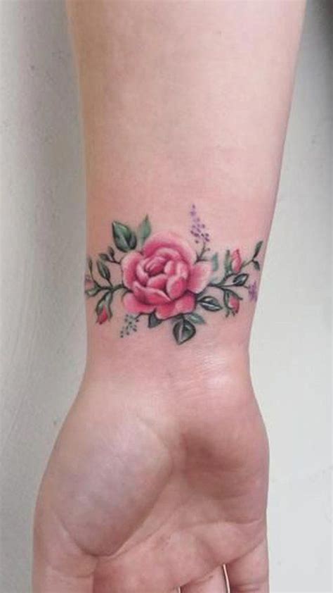 30 Delicate Flower Tattoo Ideas Tiny Rose Tattoos Tattoos For Women