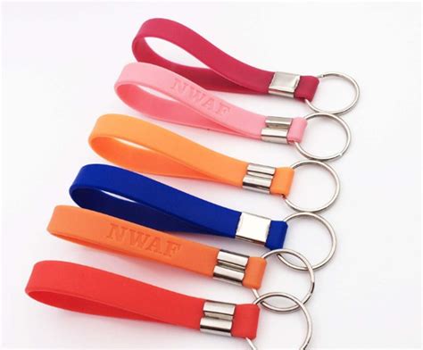 Customized Silicone Wristband Keychainbsh238best Sourcing Promo
