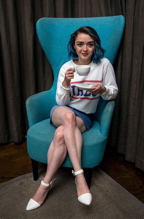 Maisie Williams And Her Smooth Legs Celebs
