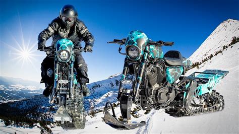 Good thing they got two angles of it! EPIC Harley-Davidson Snowbike - Snow Drag - YouTube