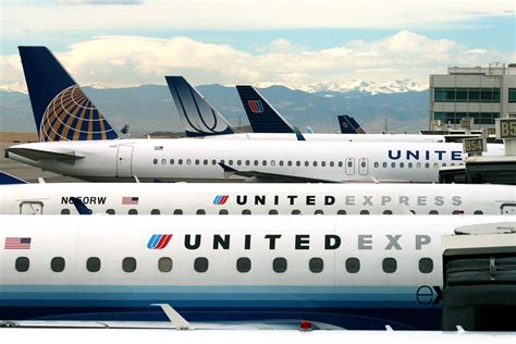 Den), locally known as dia, is an international airport in the western united states, primarily serving metropolitan denver, colorado. United Airlines - Denver International Airport | KDEN ...