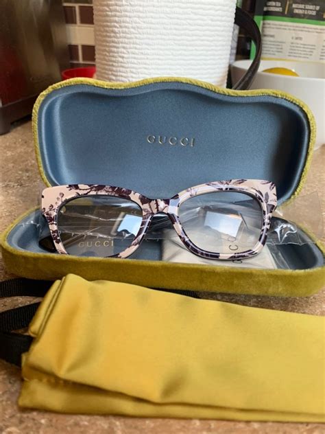 100 authentic brand new with case gucci sunglasses sunglasses case sunglasses