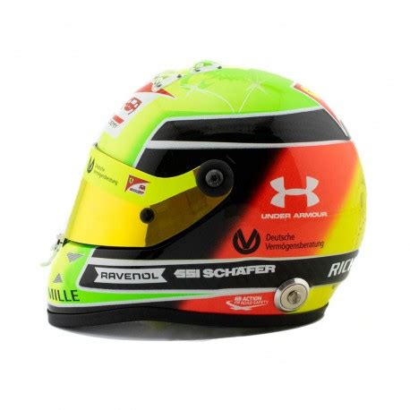 There was never a plan b for the son of corinna and michael schumacher, born on 22 in 2014, he came second in karting in the world, european and german junior championships. Helmets - f1gp.gr