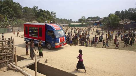 À Cox’s Bazar Au Bangladesh Le Sport éclaire La Vie De Milliers D Enfants Paris Saint Germain