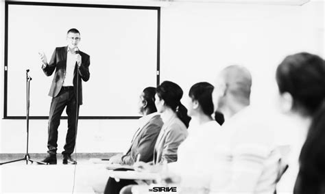 How To Build Confidence In Public Speaking The Strive