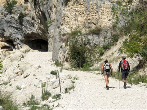 Hiking In Abruzzo 5 Paths To Explore The Terre Dei Trabocchi