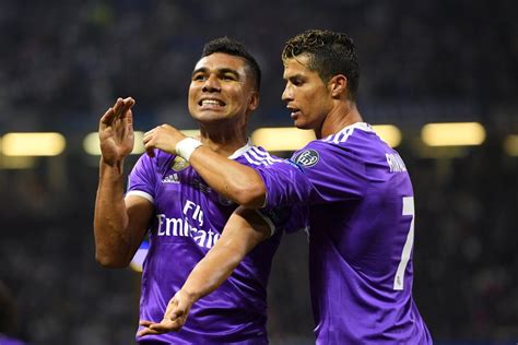Casemiro And Cristiano Ronaldo Real Madrid Champions League Duodecima 12