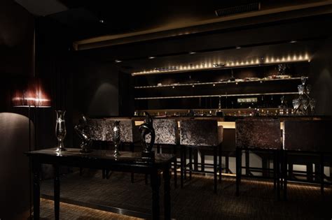 Life in tokyo can sometimes resemble a murakami novel. Tokyo Stylish Lounge Bar | megalopolisnow