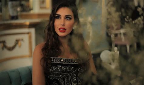 Jun 15, 2021 · أعلنت الفنانة هنا الزاهد، تعرض الصفحة الرسمية لزوجها الفنان أحمد فهمي، للقرصنة من قبل مجهولين، موضحةً أنه غير مسئول عن أي تدوينة تنشر على ذلك الحساب، نظرًا لفقدان السيطرة عليه في الوقت الحالي، ومحاولة إسترجاعه. ياسمين صبري قديم - Ø²Ù‡Ø±Ø© Ø§Ù„Ø®Ù„ÙŠØ¬ ÙŠØ§Ø³Ù…ÙŠÙ† ØµØ ...