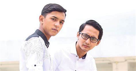 Ada maksud tersirat dalam lagu sufian suhaimi terasa ada ? Lagu Aiman Tino Lebih Jiwang Tapi Rancak, Sufian Suhaimi ...