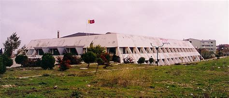 Olan i̇stanbul gelişim üniversitesi seçkin ve dinamik öğretim kadrosu ile güzel sanatlar, i̇ktisadi. İstanbul Üniversitesi Avcılar Kampüsü Kapalı Spor Salonu ...