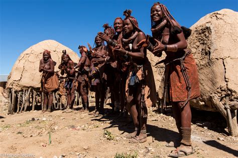 La Tribu Dels Himba Xamanisme Tortosa