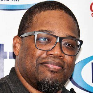 With dave burd, andrew santino, gata, taylor misiak. Dave Hollister - Bio, Family, Trivia | Famous Birthdays