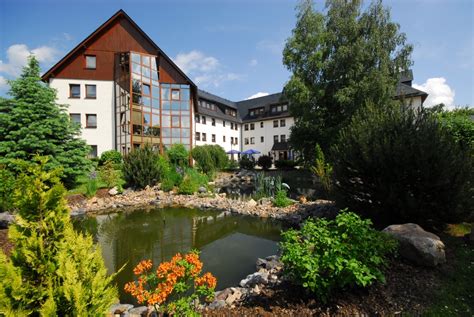 Kontakt ob sie anrufen, schreiben oder mailen, wir freuen uns auf sie und werden alles tun, damit sie sich bei uns wie zu hause fühlen! Seniorenzentrum Haus Lauckner in Marienberg auf Wohnen-im ...