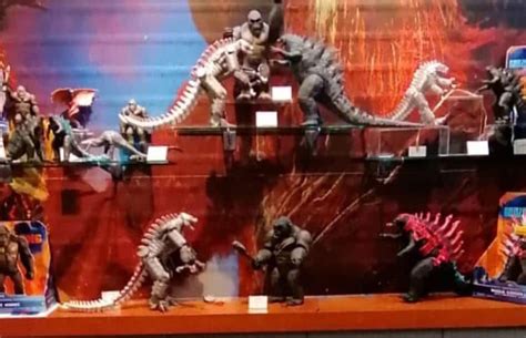 A mechagodzilla toy part of the godzilla vs. SPOILER - 'Kong Vs Godzilla' Toys May Reveal Major ...
