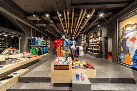» Puma store by Plajer & Franz Studio, Amsterdam