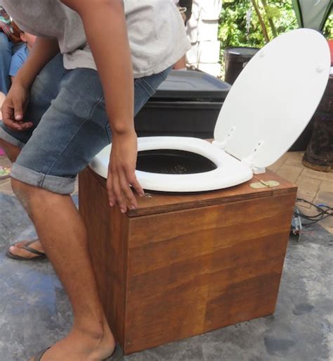 Eur Pa Szt N T Rt N Sz Composting Toilet Design Plans Szomor Lelkes Spread