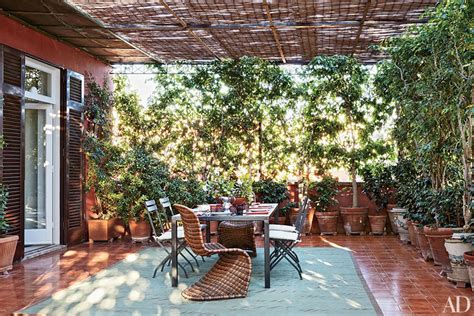 Or a rooftop terrace to enjoy lazy afternoons with friends and family? 13 Sky-High Rooftops and Terraces that Are Ready for ...