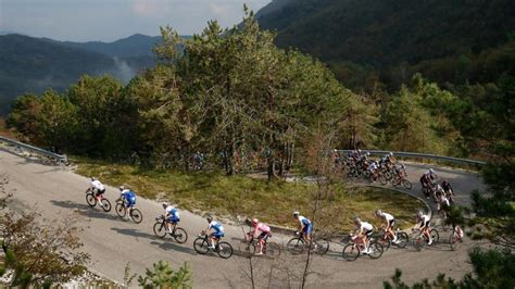 Total cases total deaths total recovered. Zwei weitere positive Corona-Tests beim Giro d'Italia ...