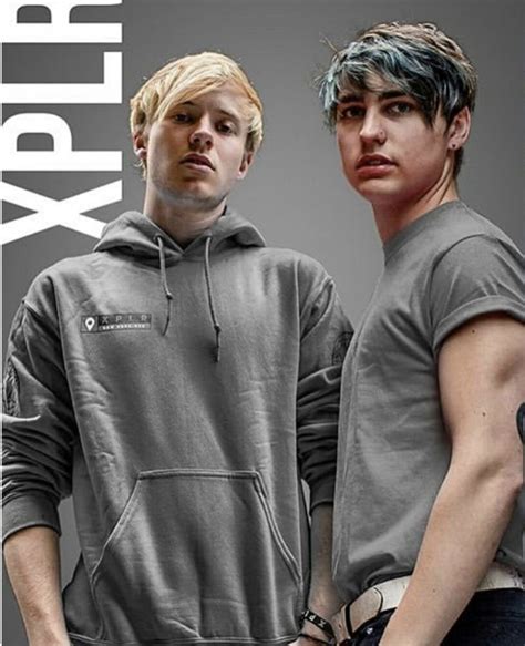 Pin By Chloe On Sam And Colby Sam And Colby Fanfiction Sam And Colby Colby Brock