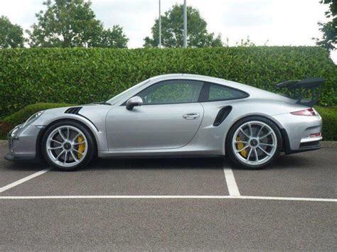 Uk Dealer Selling 2016 Porsche 911 Gt3 Rs For Crazy £295k Gtspirit