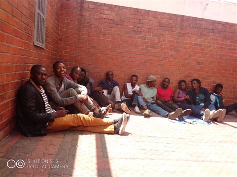 Police Hold 11 Mdc Youths After Chitungwiza Clashes Sikhala Summoned