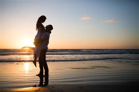 We are daytona's beach wedding specialists! 8 Tips for Shooting Beach Wedding Photography