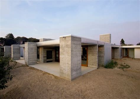 Prefabricated Concrete Home In Sonoma County Ca Aligned With The