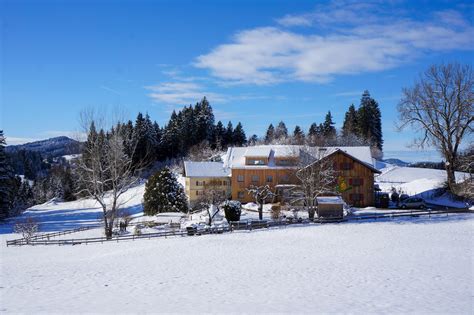 1,960 likes · 76 talking about this · 30 were here. Seminarzentrum Allgäu - Buddha-Haus