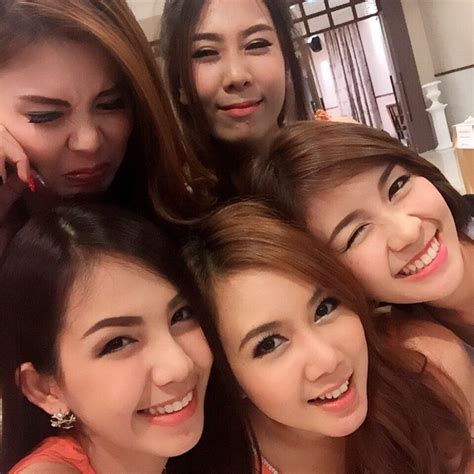 タイの女の子5人 写真でみるかわいくてちょっとエッチなタイ人の女の子たち