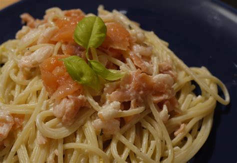 Designer Dishes: Creamy smoked salmon and prawn pasta