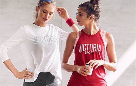 New Romee Strijd And Taylor Hill For Victorias Secret Vsx November ‘17