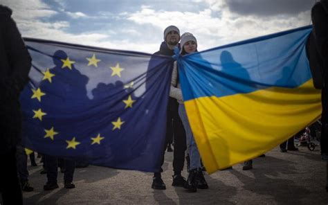 Ukraine's application to join the EU to be discussed in June, French MFA - LB.ua news portal