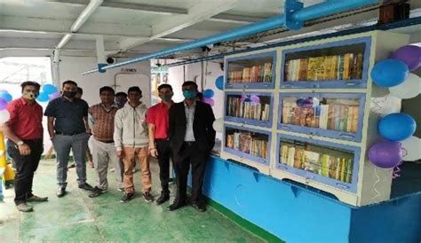 Floating Library In Kolkata Whatshot Kolkata