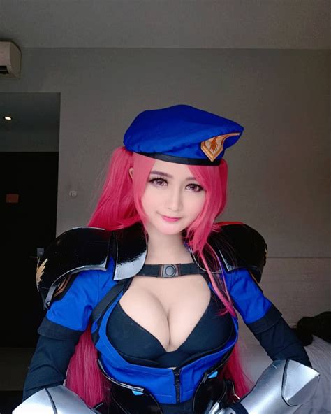 Cosplay Cute Hot Cosplay Cosplay Girls Broly Ssj Local Girls Cosplay Characters Cool