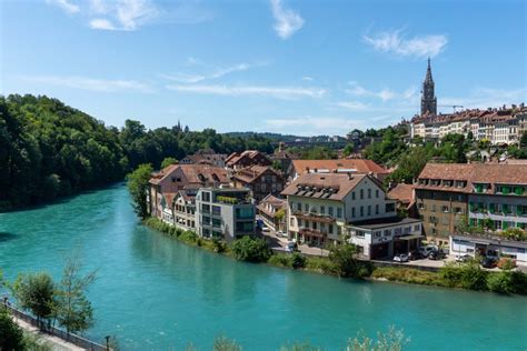 Encuentra vuelos a suiza desde 13 €. Las 15 ciudades más bonitas de Suiza que tienes que conocer - Tips Para Tu Viaje