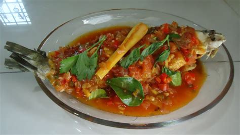 Cara masak ikan bawal masam manis | sweet & sour fish recipe. Zara ♥ Baking: IKAN SIAKAP MASAM MANIS ALA THAI....