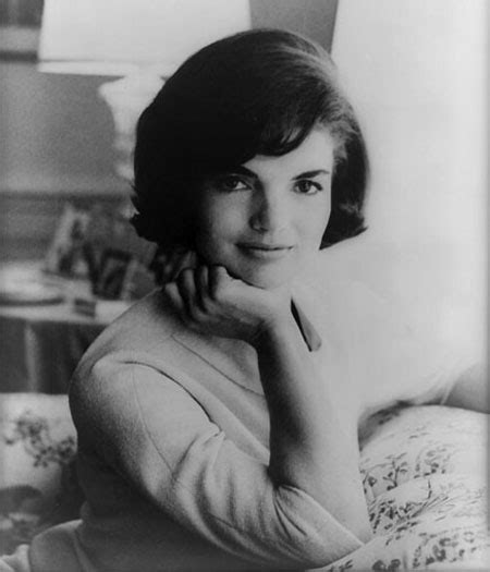 See what jackie o'donovan (jackieodonovan) has discovered on pinterest, the simple hairstyle tutorial for long hair. 1950s Hairstyles for Women: Bouffant and Beehive Cut