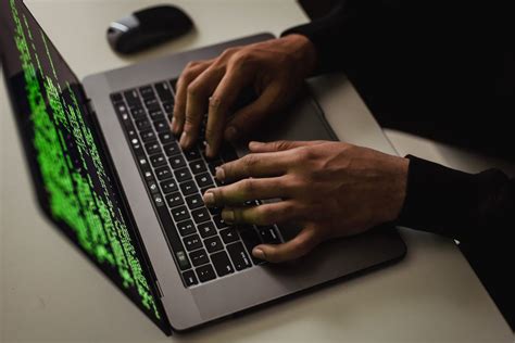 Mengenal Ransomware Ancaman Cyber Yang Meningkat Dan Cara Pencegahannya Cloud Raya