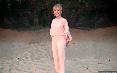 I Dream Of Jeannie Star Barbara Eden Gets Candid About Struggles
