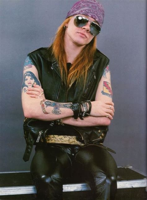 Image Result For Axl Rose Leather Pants Axl Rose Roqueiros Bandas