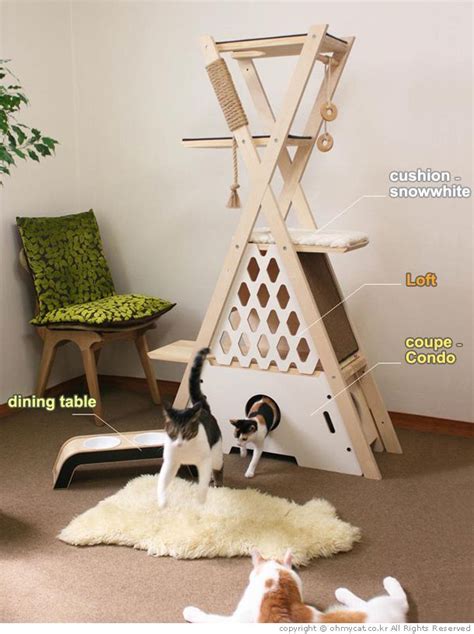 Luxury best cat in on a tree house. DIY Inspiration: This cat tree looks pretty simple to make ...