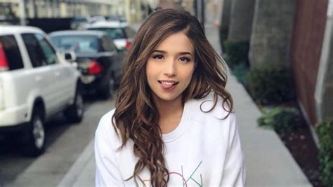 Pokimane Is Popular Just Because Of Her Good Looks This Is How The
