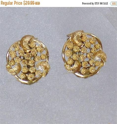 Vintage Coro Earrings Textured Gold 1950s Coro Clip On Etsy Gold