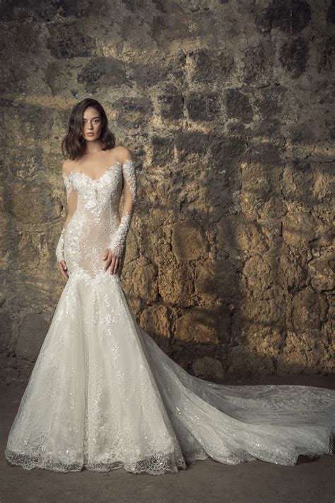 3078 x 4096 jpeg 859 кб. Off The Shoulder Long Sleeve Lace Mermaid Wedding Dress ...