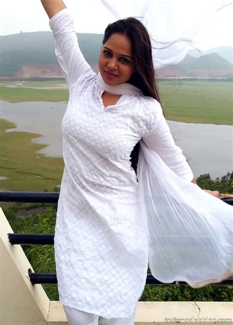 Zaara Khan Telugu Actress T1 9 Hot Photos