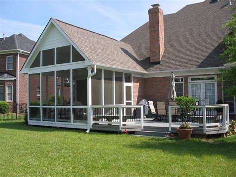 Enjoy Contended Relaxing Moments By Designing Screened In Porches At